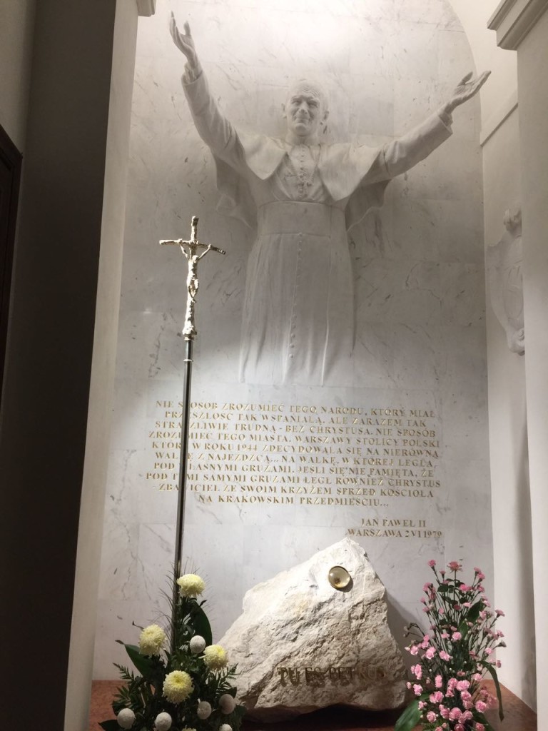 Memorial em homenagem ao Papa João Paulo II.