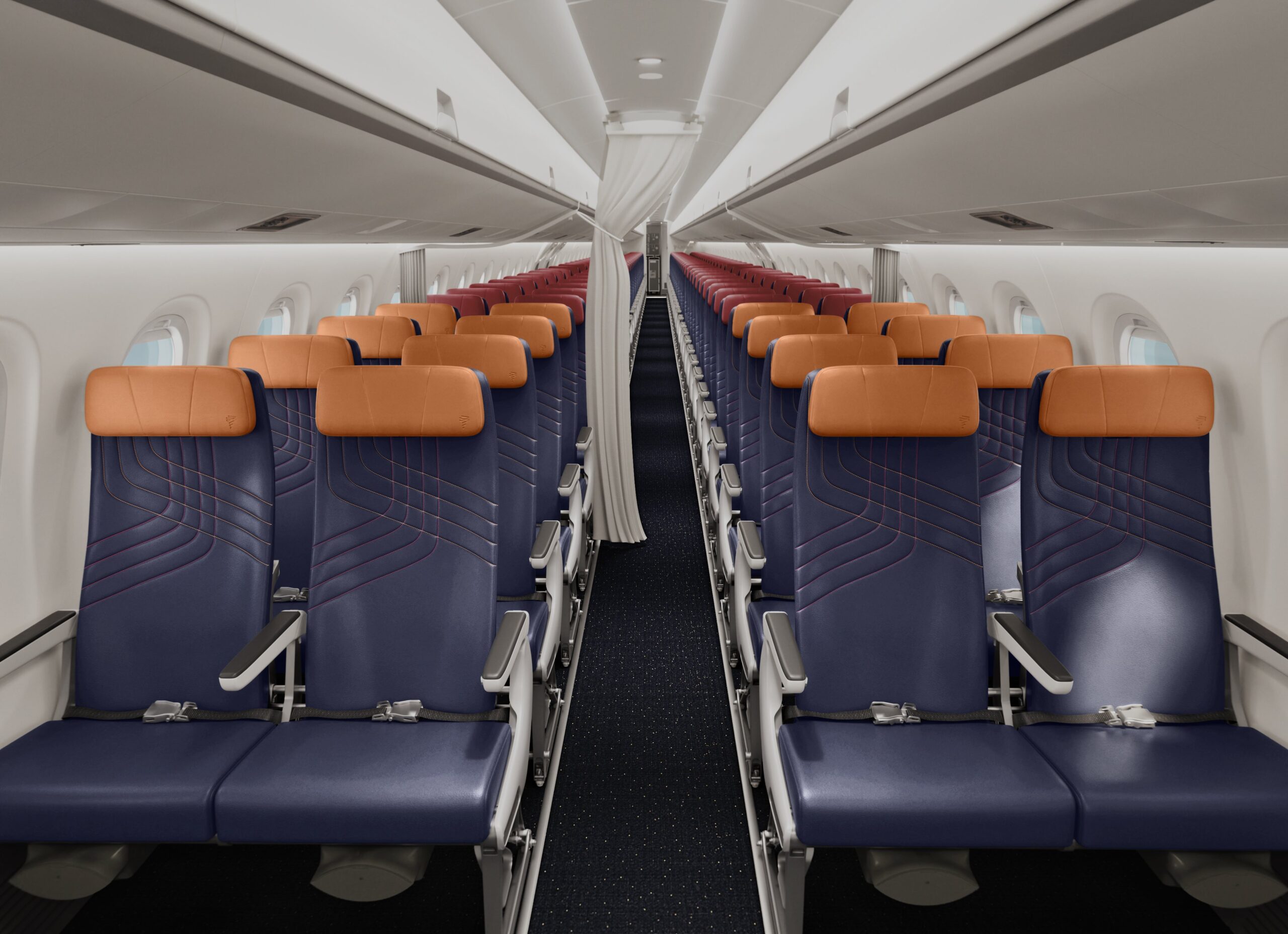 A LATAM equipará seus E195-E2 com assentos Recaro, os mesmos utilizados pela KLM Cityhopper. (Divulgação/LATAM)